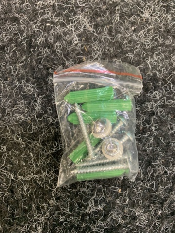 1417805-15 Spegelskåp med belysning