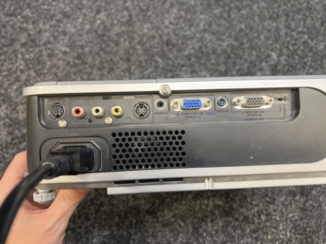 1417887-4 Projektor Toshiba TLP-XD2000