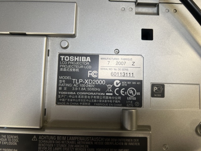 1417887-5 Projektor Toshiba TLP-XD2000