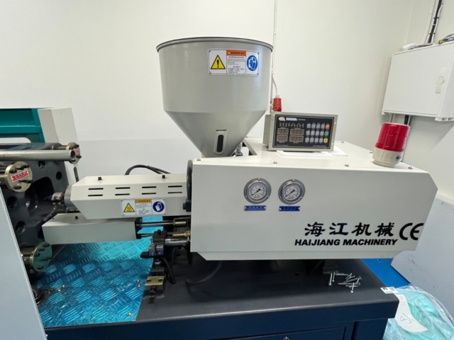 1403491-6 Plastic injection molding machine Haijiang HJF50 -2024