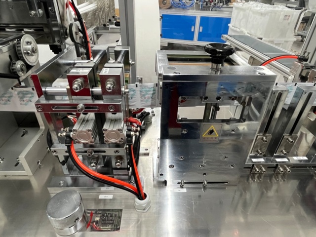 1403496-15 Wet wipe/packaging production line, Ruirun RRW250