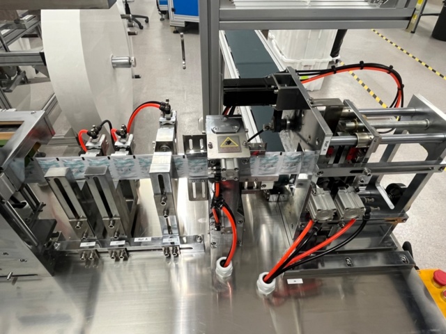 1403496-17 Wet wipe/packaging production line, Ruirun RRW250