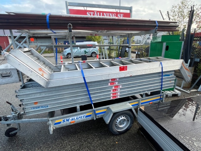 1403515-13 Ställningstrailer - SM Släp med Altrad ställning
