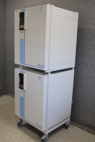 1410605-2 Co2 inkubator x 2 Heracell 150i 2017