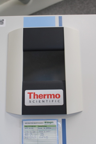 1410605-4 Co2 inkubator x 2 Heracell 150i 2017