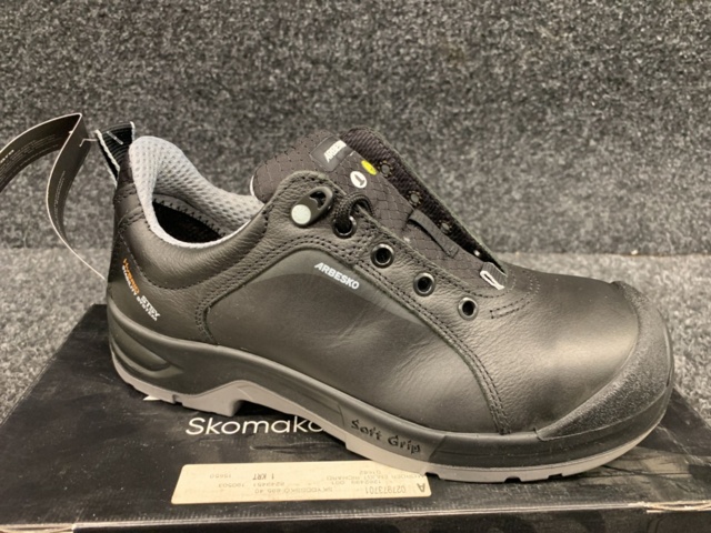 1418619-2 Skyddsskor Arbesko 895, Strl 40