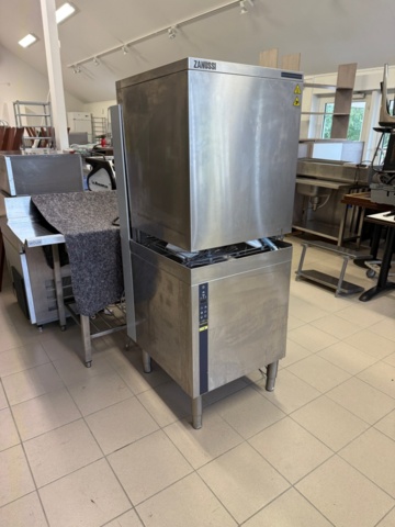 1176505-2 Diskmaskin från 2023 i nyskick. Inköpt för 77.600:- ex moms