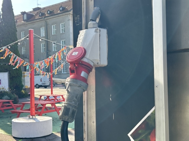 1361224-5 Foodtruck med maskiner och utrustning - Volkswagen Crafter Chassi 35 2.0 TDI -2016