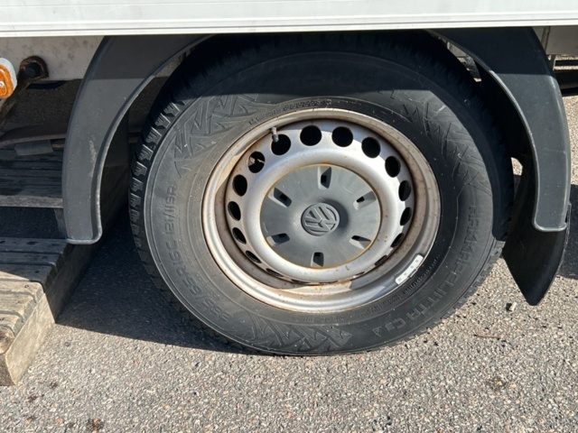 1361224-10 Foodtruck med maskiner och utrustning - Volkswagen Crafter Chassi 35 2.0 TDI -2016