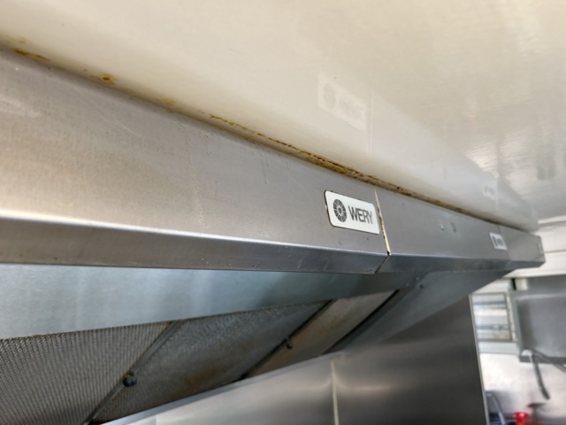 1361224-31 Foodtruck med maskiner och utrustning - Volkswagen Crafter Chassi 35 2.0 TDI -2016