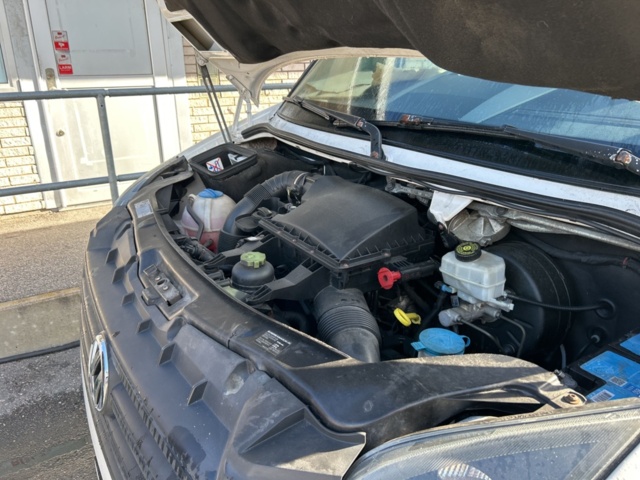 1361224-44 Foodtruck med maskiner och utrustning - Volkswagen Crafter Chassi 35 2.0 TDI -2016