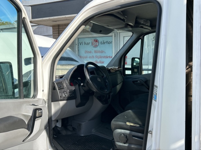 1361224-47 Foodtruck med maskiner och utrustning - Volkswagen Crafter Chassi 35 2.0 TDI -2016
