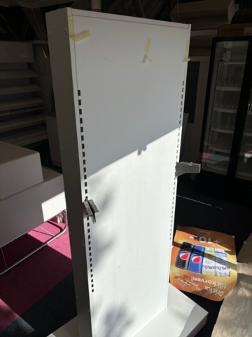 1372456-5 Dubbelsidig displaystativ för hyllmontering