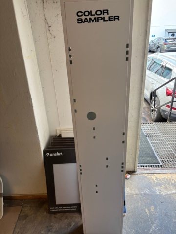 1372456-6 Dubbelsidig displaystativ för hyllmontering