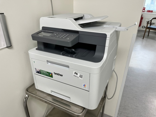 Printer - Brother DCP on a rolling table - PS Auction - We value the ...