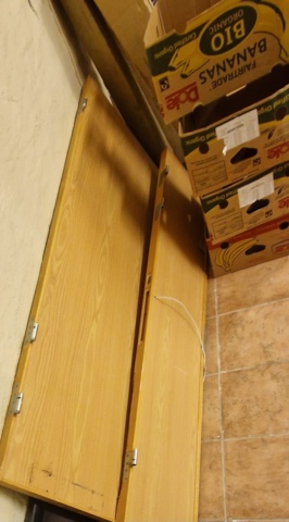 1408877-4 Cyklar, stolar, leksakskök, diverse möbler