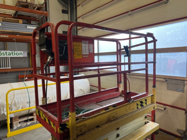 1419235-6 Saxlift JLG 1932 E