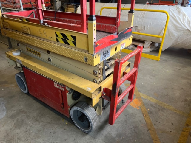 1419235-8 Saxlift JLG 1932 E