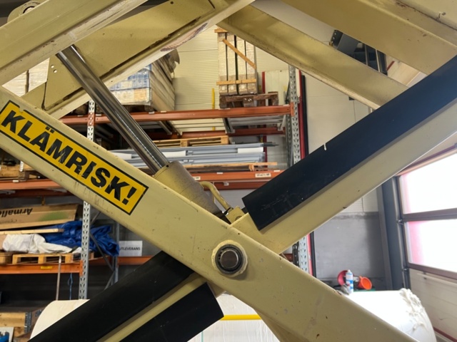 1419235-24 Saxlift JLG 1932 E