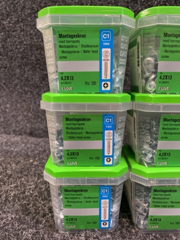 1418511-2 9 st Förpackningar Montageskruv, Essve