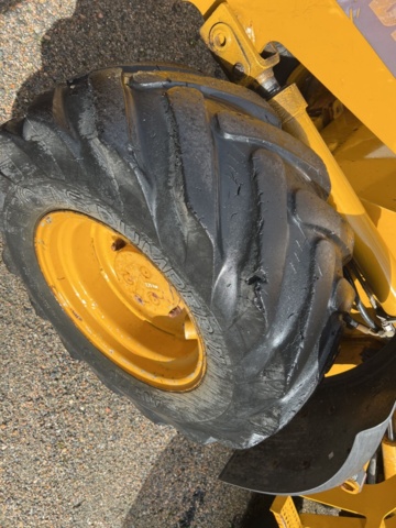 1384558-11 Hjullastare med skopa - Hydrema WL550B (WL5)