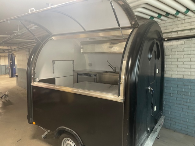 1291189-2 Foodtrailer LE GRAND FOODTRAILERS, 2022