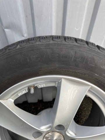 1411730-36 BMW 320d Touring Steptronic, 190hk, 2017