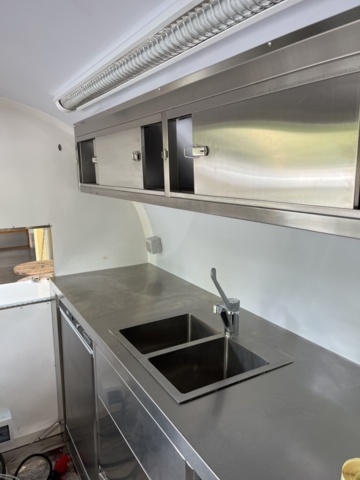 1291189-11 Foodtrailer LE GRAND FOODTRAILERS, 2022