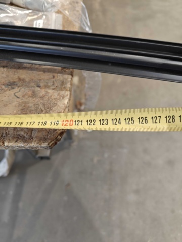 1400547-17 3 self-built assembly benches