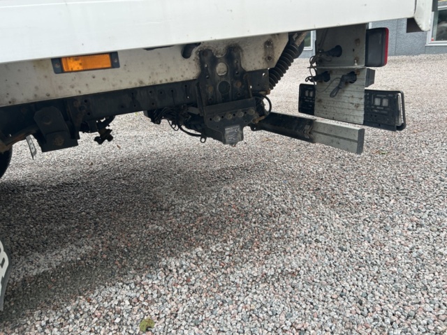 1296741-28 Iveco Daily 35-140 Chassi Cab 2.3 JTD Hi-Matic, 136hk, 2020