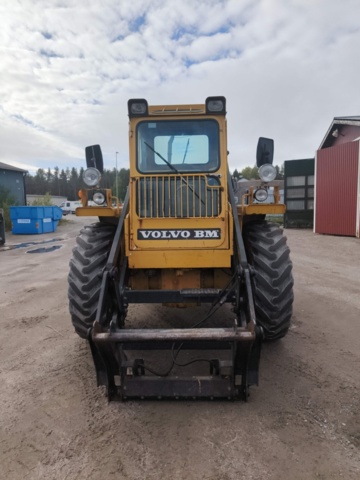 1331899-8 Baklastare Volvo BM 642