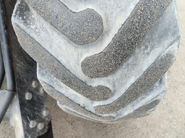 1331899-10 Baklastare Volvo BM 642