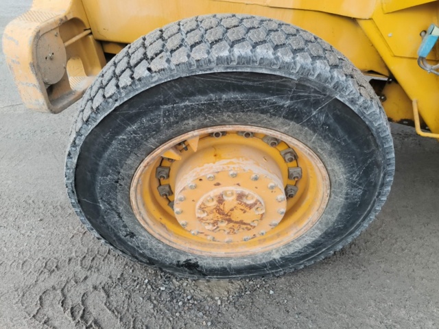 1331899-13 Baklastare Volvo BM 642