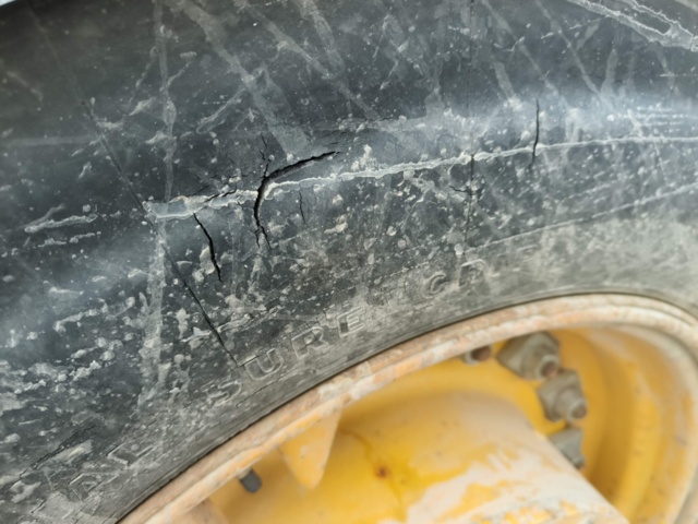 1331899-14 Baklastare Volvo BM 642