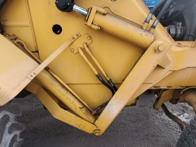 1331899-32 Baklastare Volvo BM 642