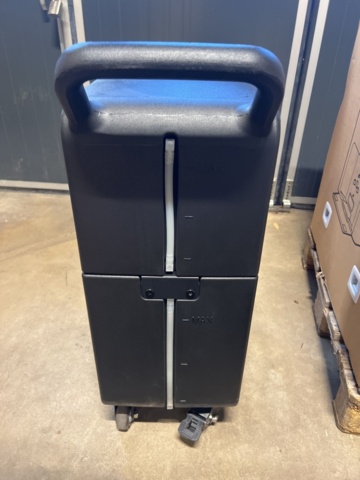 1395626-3 Städrobot -  PurGoBot med arbetsstation och påfyllningsvagn