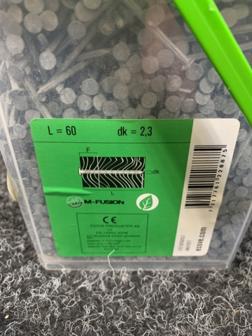 1419379-4 2 st förpackningar Räfflad spik 2,3x60mm, Essve