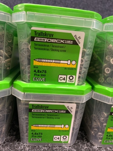 1419395-4 8 st Förpackningar Trallskruv 4,8x75mm, Essve