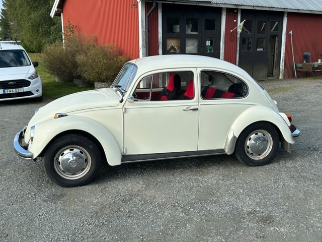 1343760-4 Volkswagen 1500 "Bubbla" (1970)