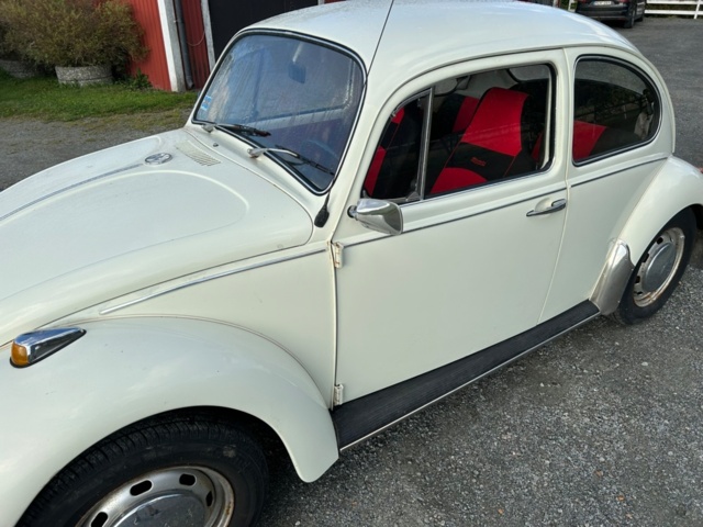 1343760-15 Volkswagen 1500 "Bubbla" (1970)