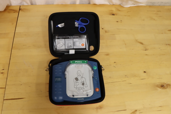 1174439-4 Hjärtstartare Philips