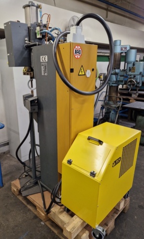 1421111-1 ARO Punktsvets med kylaggregat – 125 kVA, renoverad med nya tillbehör