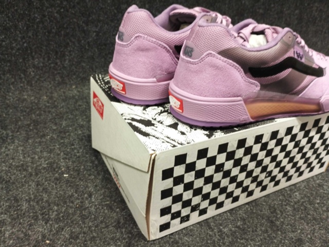 1415373-3 Skor Vans Ave 2.0, Strl 44