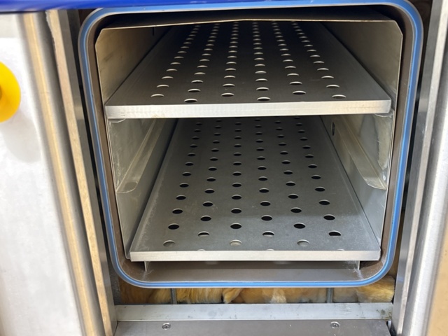 1409174-7 Autoklav - Getinge HS-33