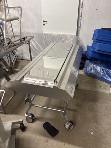 1409218-1 Dissection table - Getinge