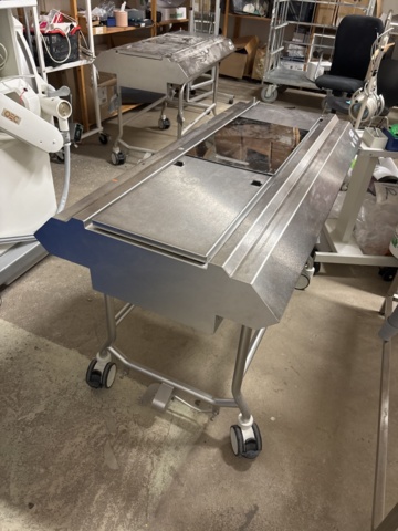 1409218-3 Dissection table - Getinge