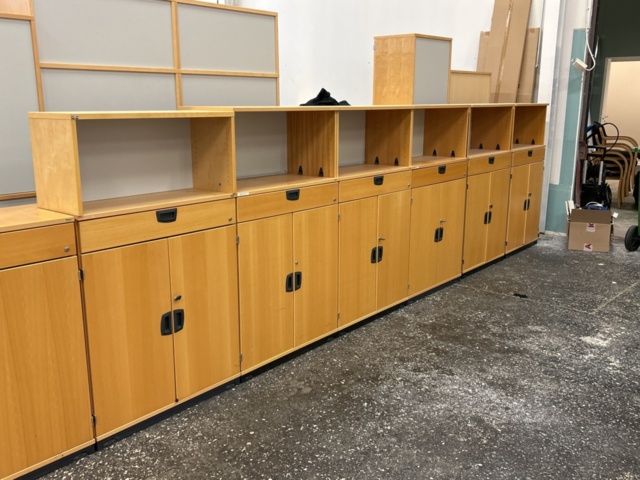 1361228-5 Förvaringsskåp 8 st