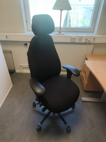 1331904-3 Kontorsmöblemang