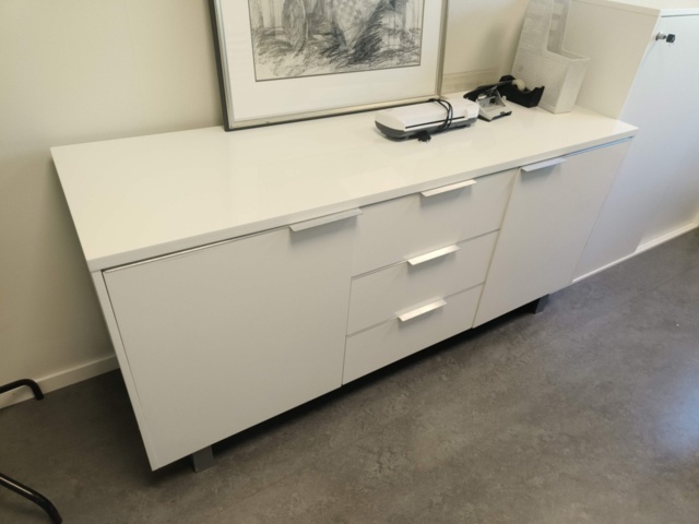 1331904-5 Kontorsmöblemang