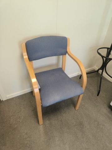 1331904-15 Kontorsmöblemang